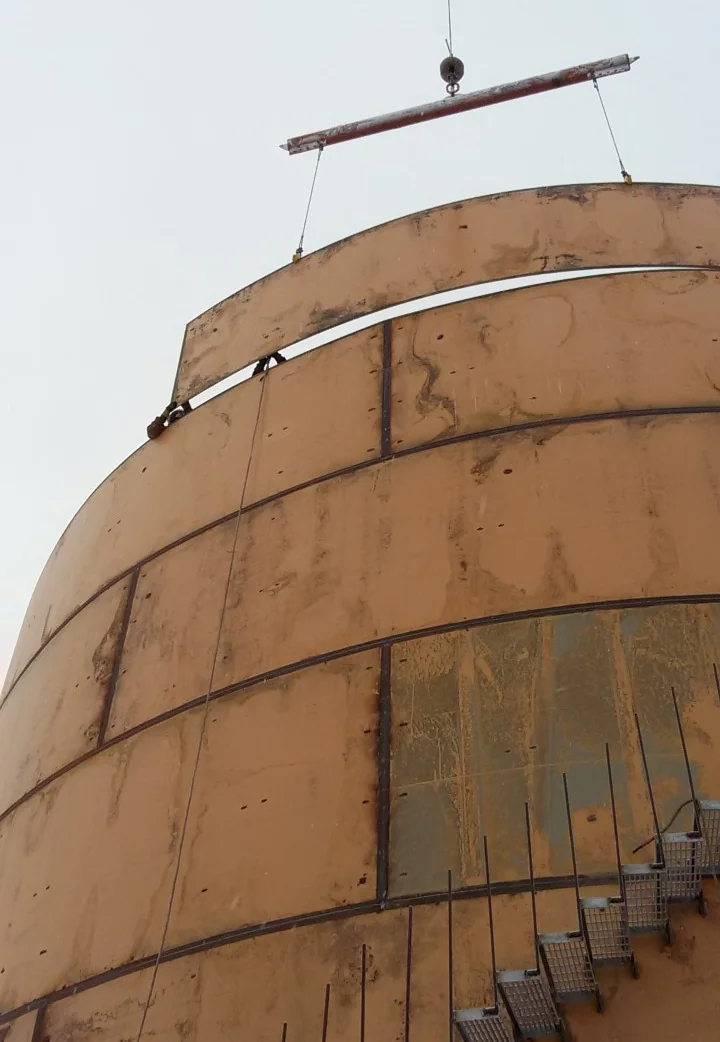 Industrial storage tank with spiral stair